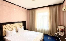 Hotel Ambasador